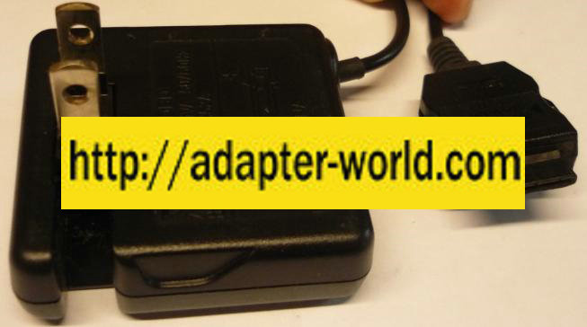 AU 3014PQA SWITCHING ADAPTER 4.9V 0.52A CHARGER FOR CELL PHONE 9