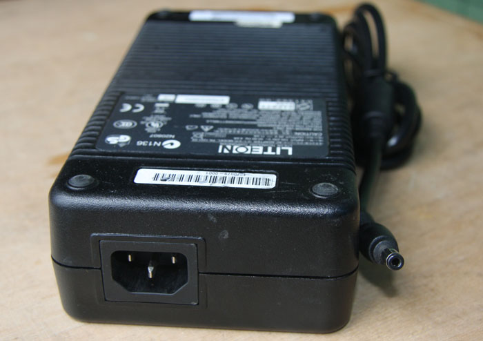 LI SHIN 0405B20220 AC Adapter 20VDC 11A 4Pin (: :) 10mm 220W Use