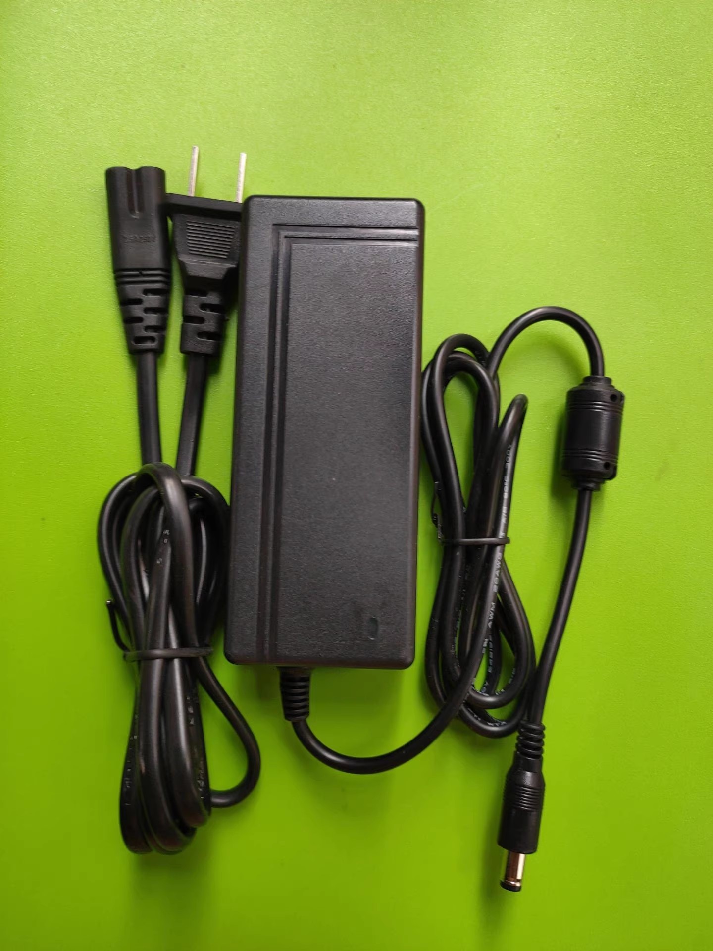 *Brand NEW*ADAPTOR WT48-1204000-T 12V 4A AC DC ADAPTHE POWER Supply