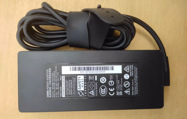 *Brand NEW* Razer PC30-024801 RC30-02480100 15/17 19.5V 11.8A 230W AC DC ADAPTHE POWER Supply