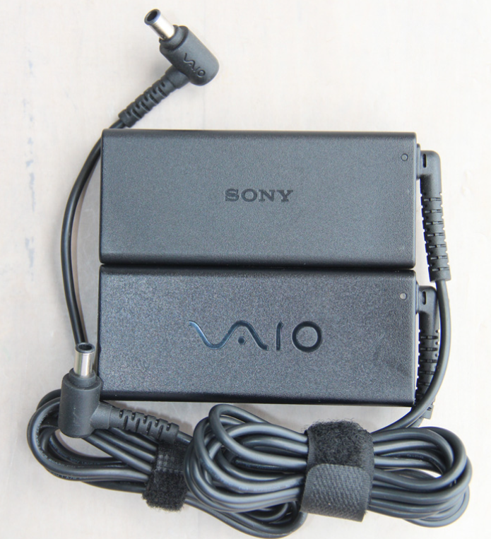 *Brand NEW* SONY VGP-AC19V43 VGP-AC19V44 VGP-AC19V48 VGP-AC19V49 AC DC ADAPTHE POWER Supply