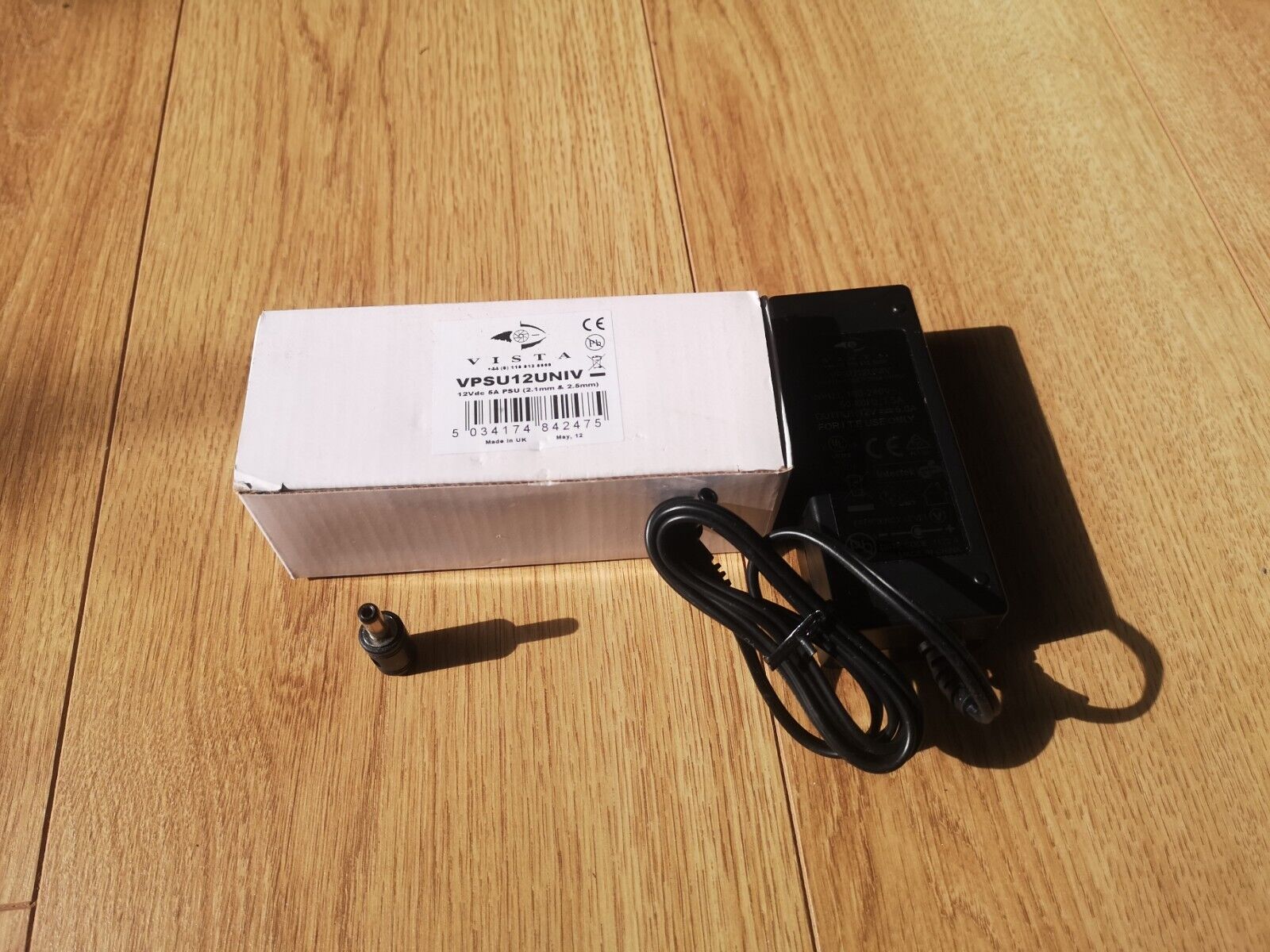 *Brand NEW* Charger PSU VPSU12UNIV Genuine Vista 12V 5.0A 60W 5.5mm x 2.1mm AC Power Adapter