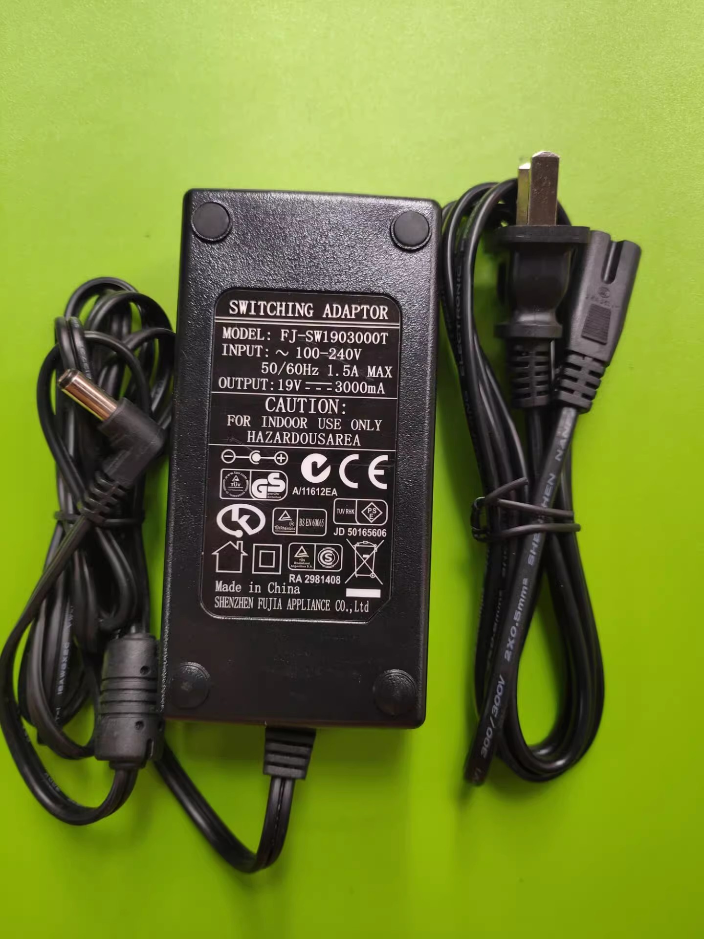 *Brand NEW* 19V 3000MA AC DC ADAPTHE FJ-SW1903000T FJ AC100-240V 50/60Hz POWER Supply