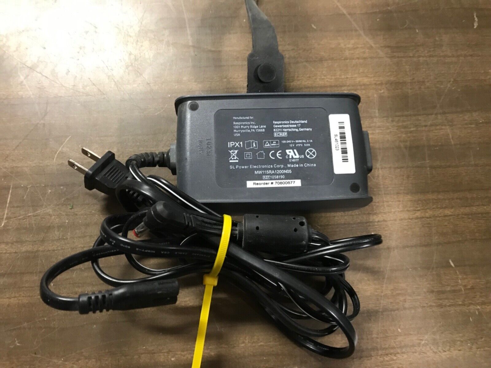 *Brand NEW*Respironics CPAP IPX1 MW115RA1200N05 12V 5A AC 1058190 OEM Power Supply Adapter